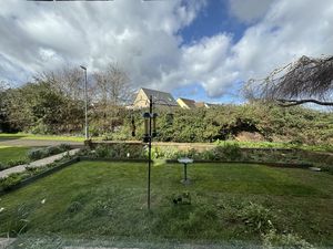 FRONT GARDEN- click for photo gallery
